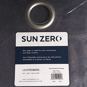 Light blocking curtians